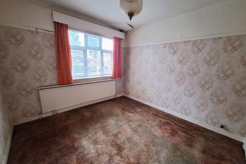 3 bedroom end of terrace house for sale, Dell Close, Willenhall, Coventry, CV3 3AA