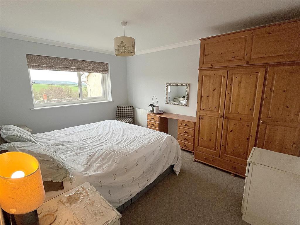 Bedroom One.jpg
