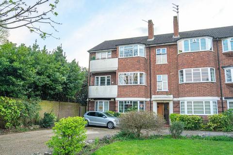 5 Queens Keep, Twickenham, TW1 2QA