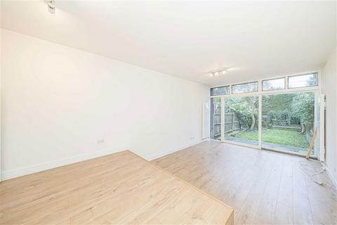 3 bedroom terraced house for sale, Mallard Place, Strawberry Hill TW1