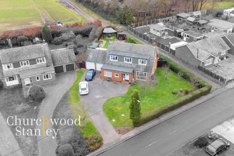 4 bedroom house for sale, Heath Road, Bradfield, CO11