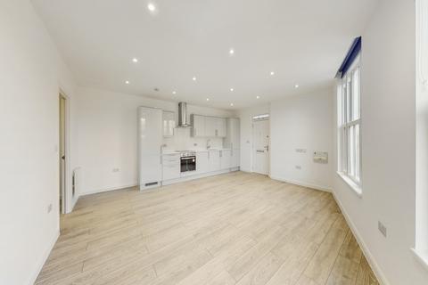 1 bedroom flat to rent, Bushey Grove Road, Bushey, WD23