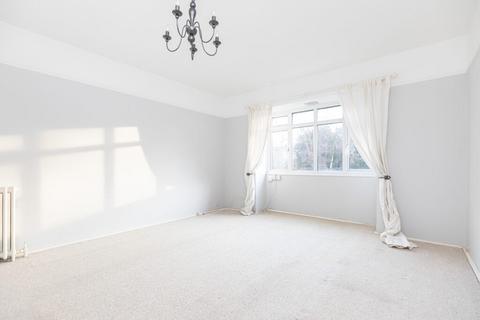 2 bedroom flat to rent, Meyrick Park Mansions, BH2 6NH