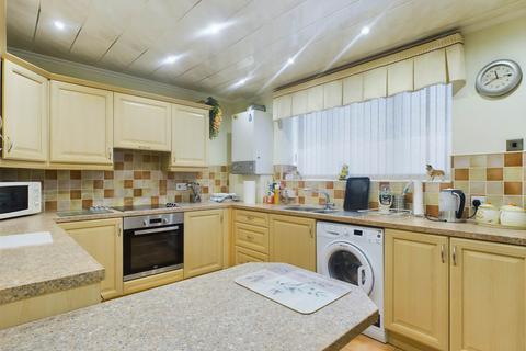 3 bedroom semi-detached house for sale, Kempsell Walk, Halewood