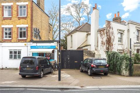 2 bedroom bungalow for sale, Brixton Water Lane, London, SW2