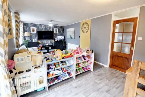 3 bedroom terraced house for sale, Badger Drive, Sheffield