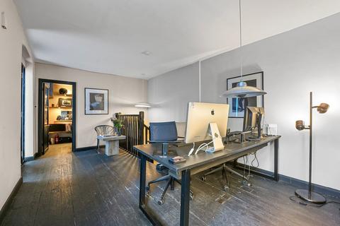 Office to rent, 11b Boundary Passage, Shoreditch & Hoxton, London, E2 7JE