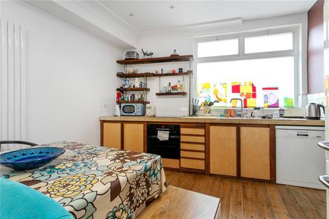 2 bedroom apartment to rent, Whiston Road, London, E2