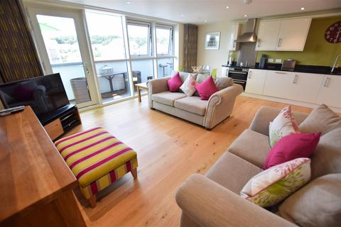 3 bedroom penthouse for sale, Mizzen Court, Portishead