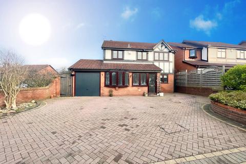 4 bedroom detached house for sale, Kirkstone Way, Brierley Hill DY5