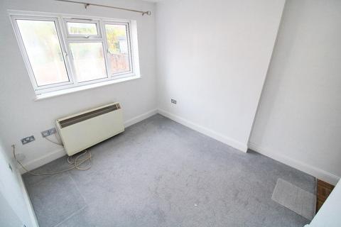 1 bedroom flat to rent, Midfield Parade, Barnehurst, Kent, DA7 6NB