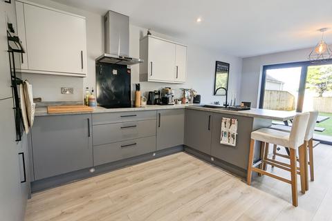 4 bedroom detached house for sale, Wickwar Road, Wotton-under-Edge GL12