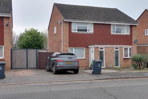 2 bedroom semi-detached house for sale, Chapman Road, Stevenage SG1