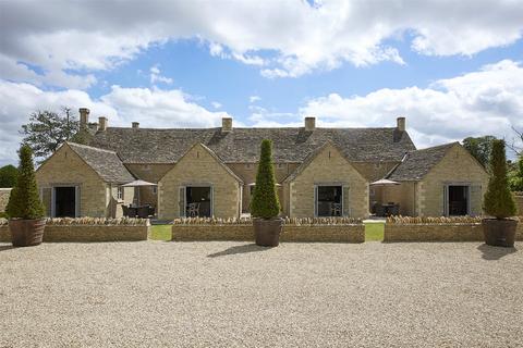 3 bedroom terraced house to rent, Stable Cottage, Southrop, GL7 3NY