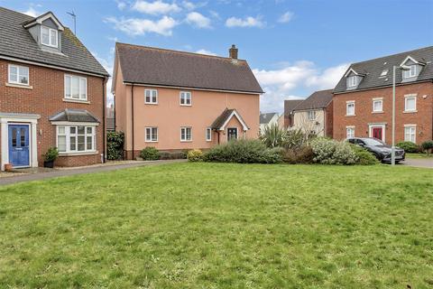 4 bedroom detached house for sale, Todd Way, Bury St. Edmunds