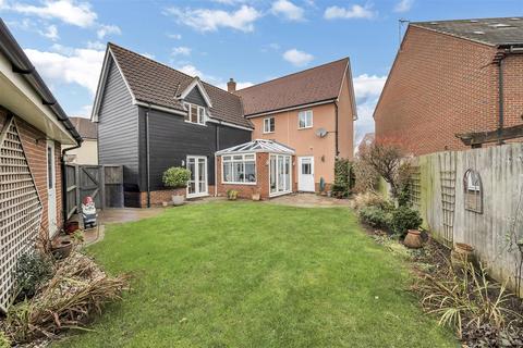 4 bedroom detached house for sale, Todd Way, Bury St. Edmunds