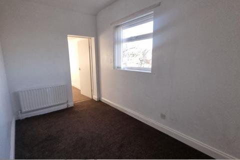 2 bedroom end of terrace house to rent, Victoria Street, Evenwood,