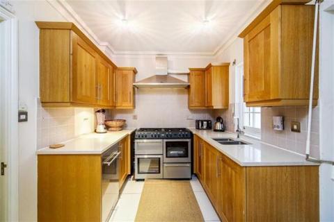 4 bedroom end of terrace house to rent, Junction Place, Paddington, W2