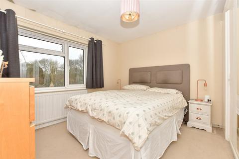 3 bedroom semi-detached house for sale, Leslie Crescent, Tenterden TN30