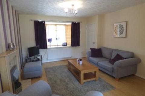 3 bedroom terraced house to rent, St Marks Close, Telford TF1