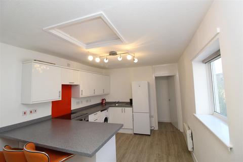 1 bedroom flat to rent, Romilly Crescent, Cardiff CF11