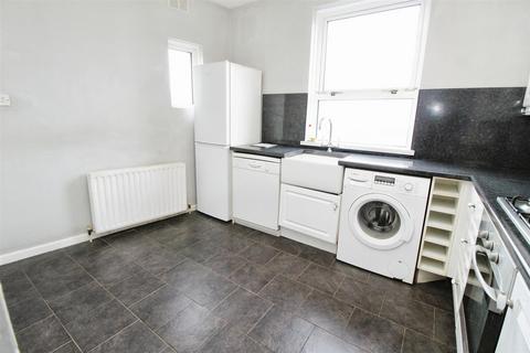 2 bedroom semi-detached house for sale, Briarwood Crescent, Bradford BD6