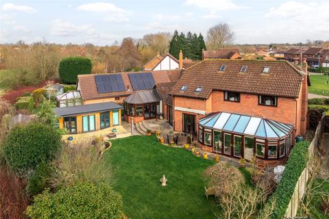 7 Barkestone Close, Emerson Valley, Milton Keynes, MK4 2AT