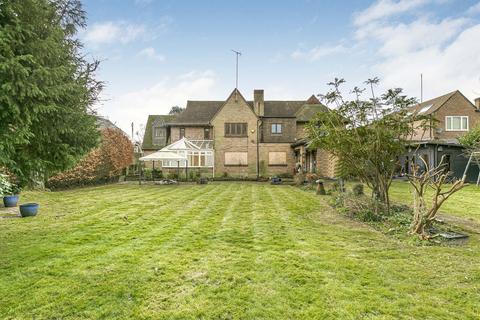 5 bedroom detached house for sale, Woodlands Drive, Sunbury-on-Thames, Surrey, TW16