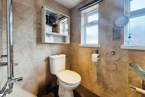 2 bedroom flat for sale, Birchington Avenue, South Shields