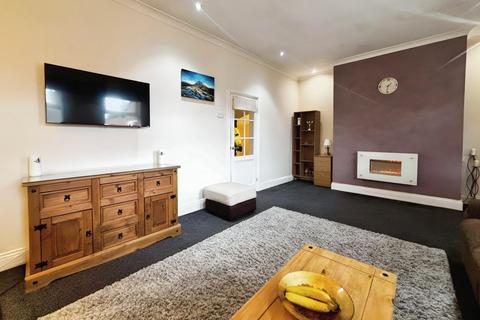 2 bedroom flat for sale, Birchington Avenue, South Shields