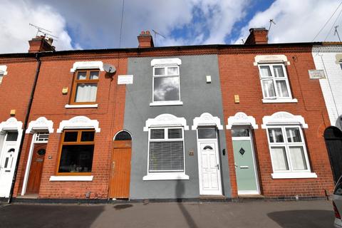 2 bedroom terraced house to rent, Kirkdale Road, Wigston