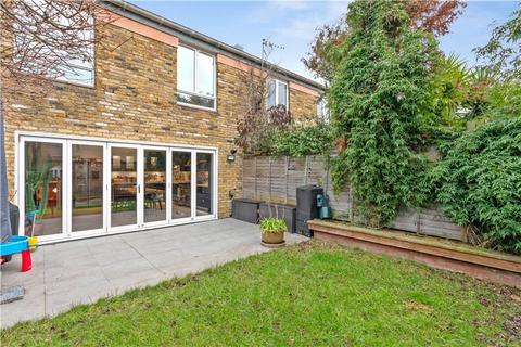 3 bedroom terraced house for sale, Navarre Road, London, SW9