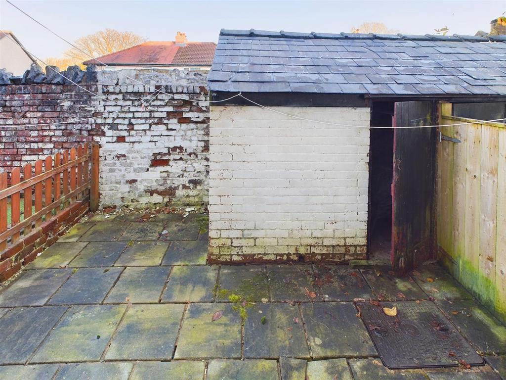 CAM03145 G0-PR0203-STILL016.jpg