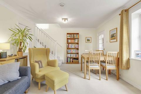 2 bedroom end of terrace house for sale, Norwood Close, Twickenham TW2