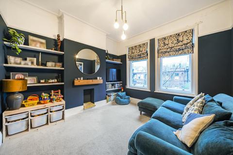 3 bedroom flat for sale, Amesbury Avenue, Streatham Hill