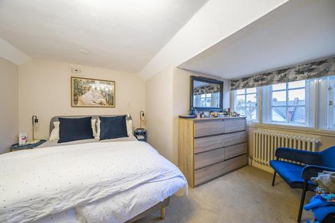 3 bedroom flat for sale, Amesbury Avenue, Streatham Hill