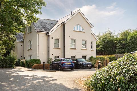 2 bedroom apartment for sale, Reigate Hill, Reigate