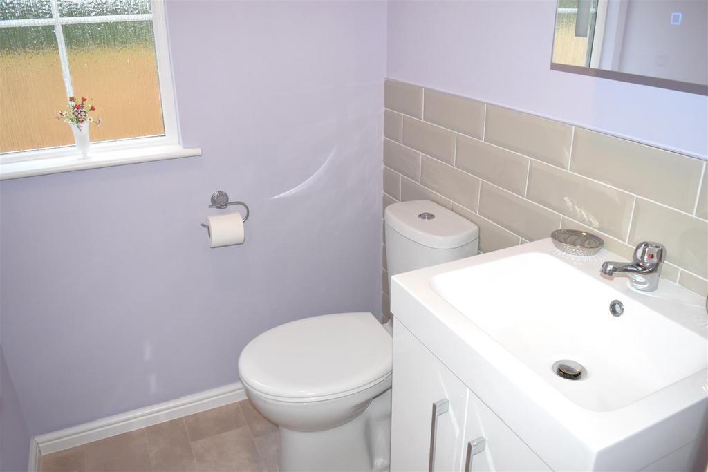 Ensuite cloaks
