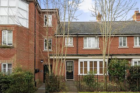 3 bedroom terraced house for sale, Stanmore,  Greater London,  HA7