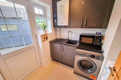 42a Ewins Close, Ash, Aldershot, GU12 6SA