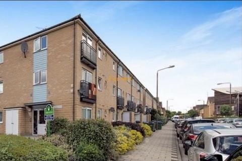 1 bedroom flat to rent, Miles Drive, London, SE28