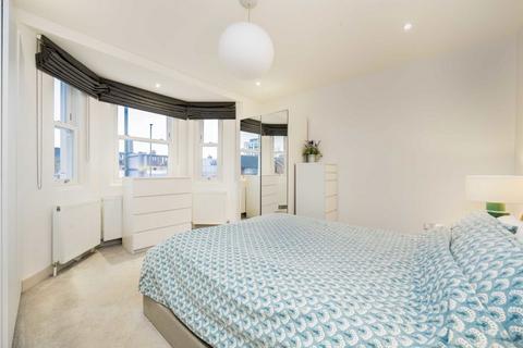 2 bedroom flat for sale, Kingston Road, London SW19