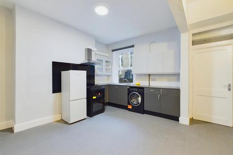 undefined, Belmont Terrace, Buxton