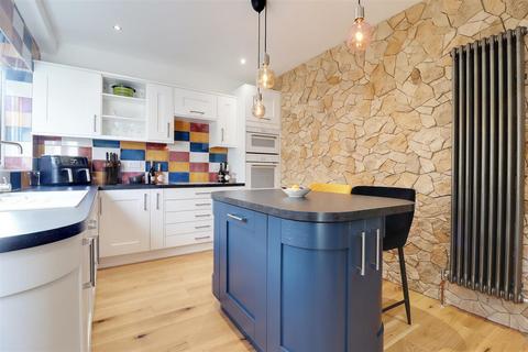 3 bedroom semi-detached house for sale, Dale Road, Welton
