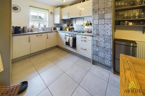 4 bedroom detached house for sale, Maitland Road, Swadlincote DE12