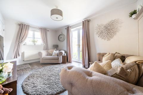 4 bedroom end of terrace house for sale, Pine Rise, Witney, Oxfordshire