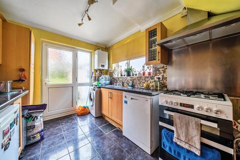 3 bedroom semi-detached house for sale, Kingsfold Avenue, Hampshire SO18