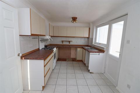 4 Cater Road, Barnstaple, EX32 9JU