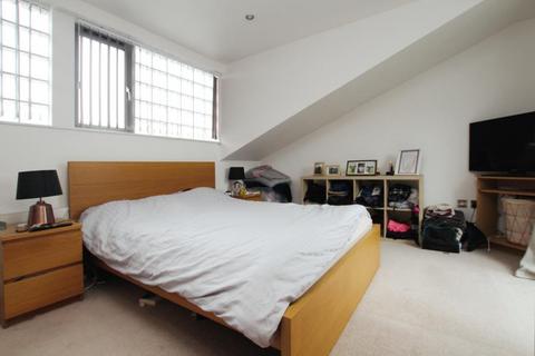 undefined, Gloucester Road, Bristol BS7