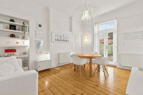 68 Cromarty Avenue, Glasgow, G43 2HQ